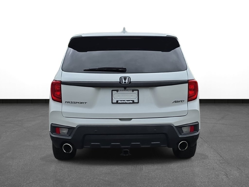 Used 2022 Beige Honda EX-L image 6