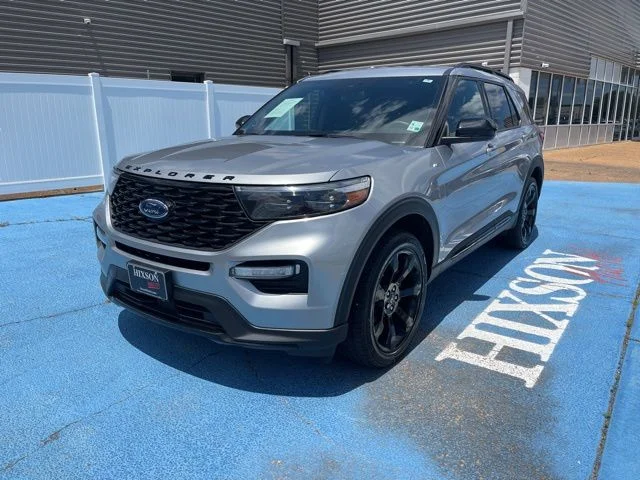2022 Ford Explorer ST-LINE 4WD's photo