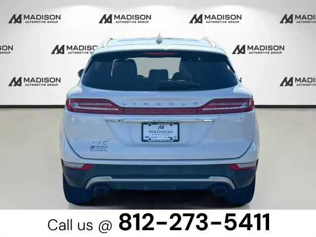 Used 2019 White Lincoln Select image 6
