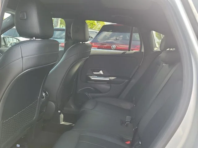 Used 2021 Silver Mercedes-Benz GLA 250 image 12
