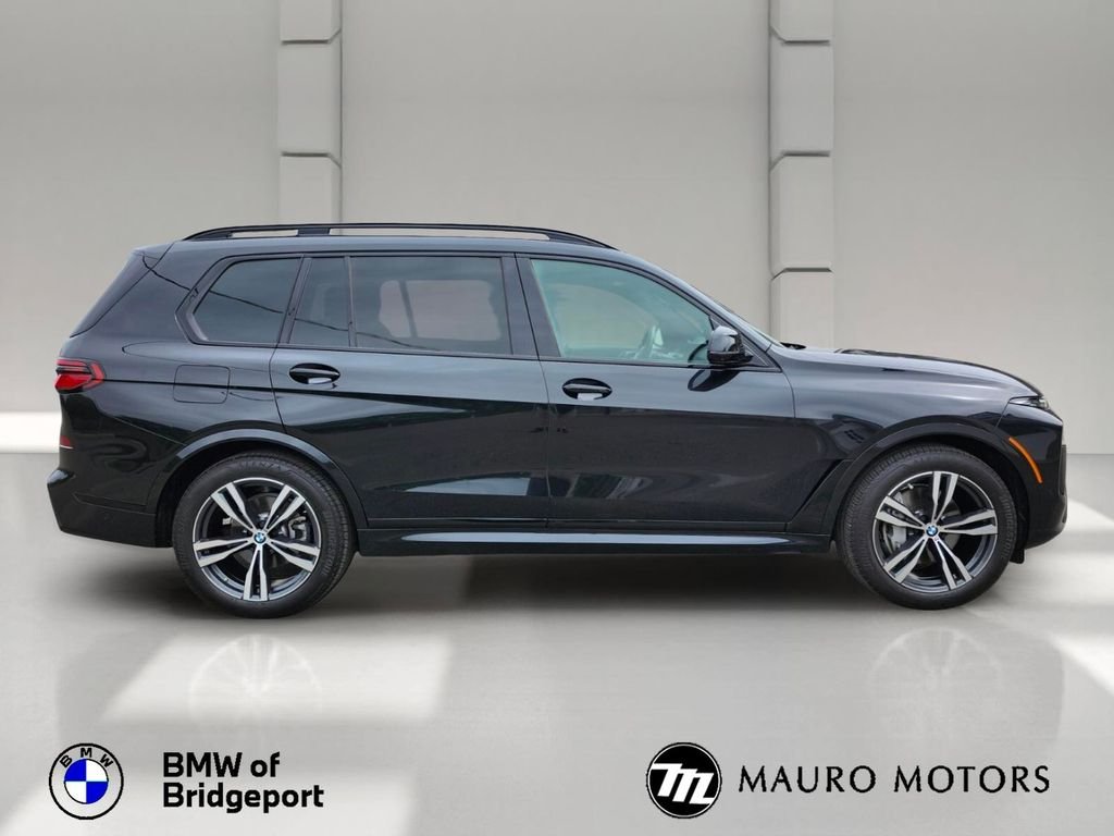 Used 2024 Black BMW xDrive40i image 7