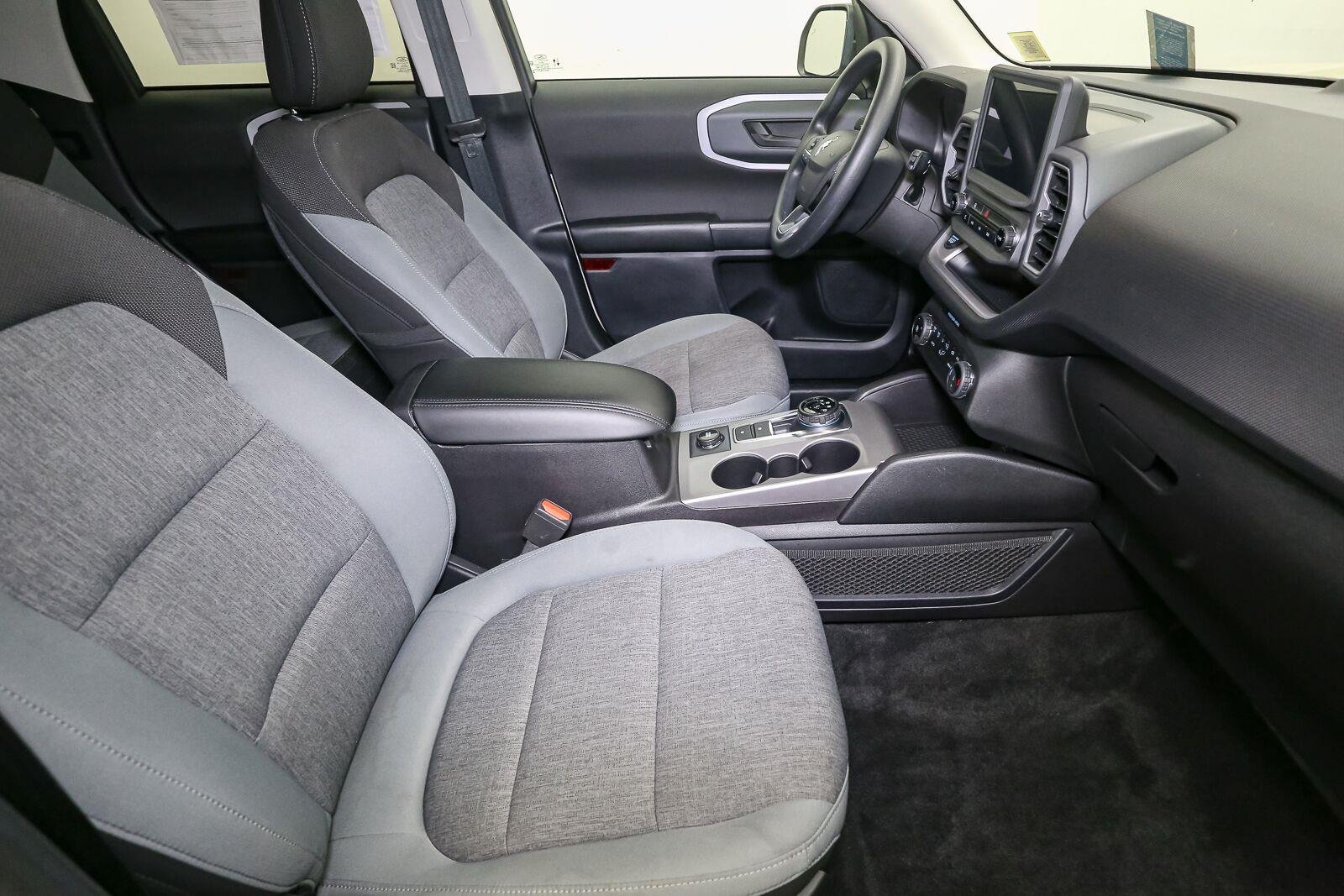 Used 2024 Desert Sand Ford Big Bend image 17