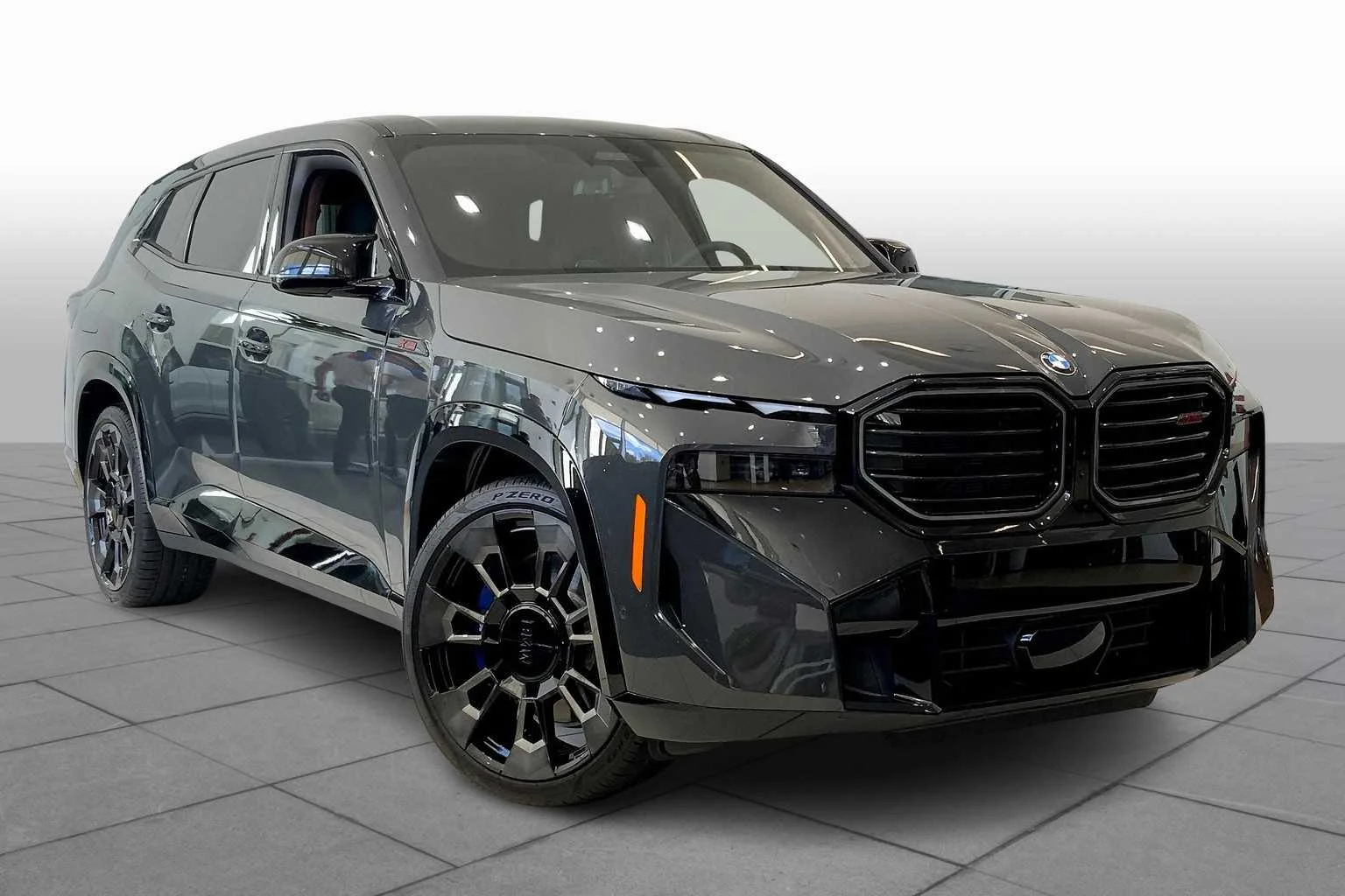 View vehicle photo 2