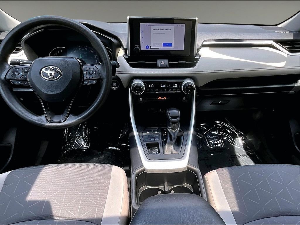 Used 2023 Silver Toyota XLE image 17