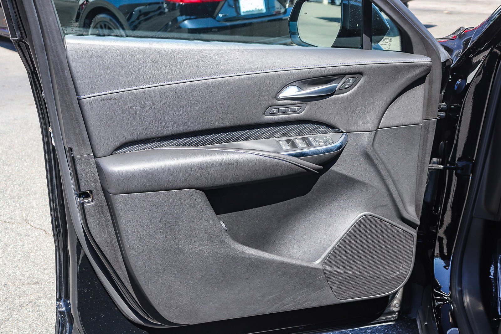 2024 Cadillac XT4 Sport - Photo 23