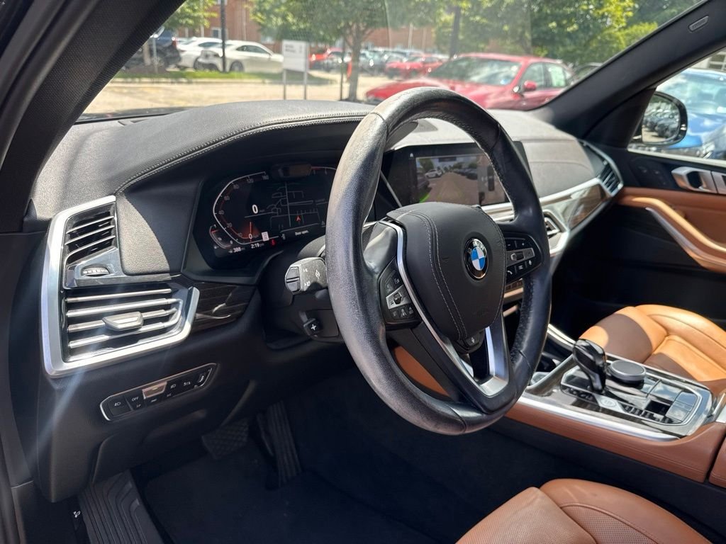 Used 2020 Black BMW xDrive40i image 8
