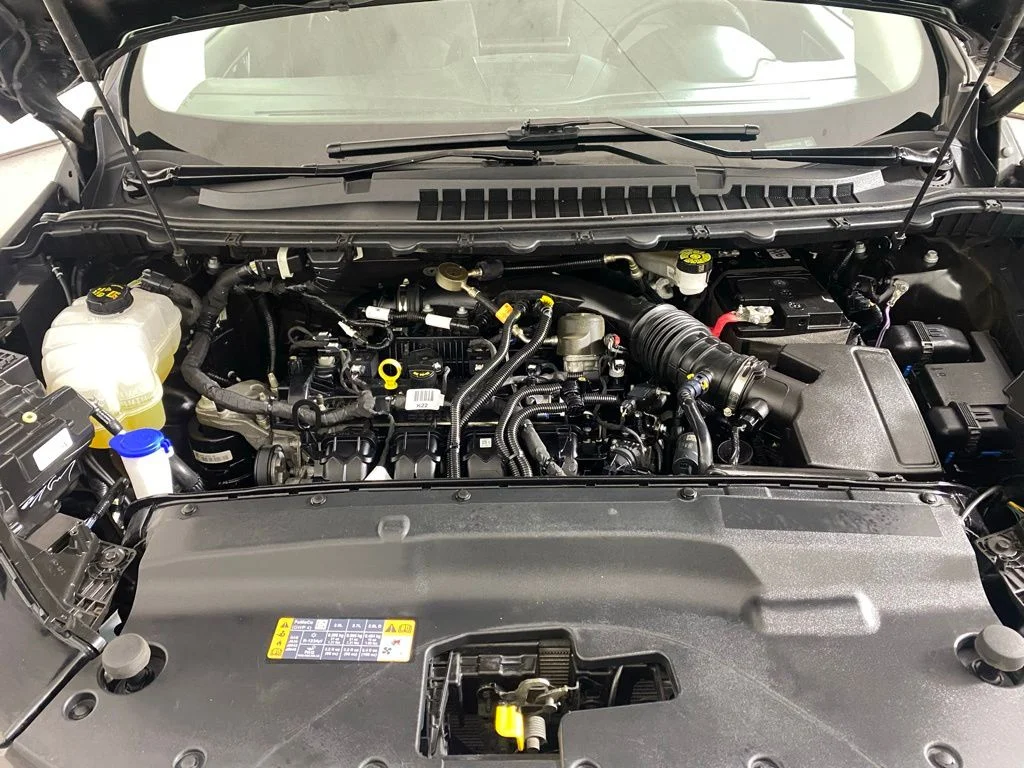Used 2022 Black Ford SEL image 30