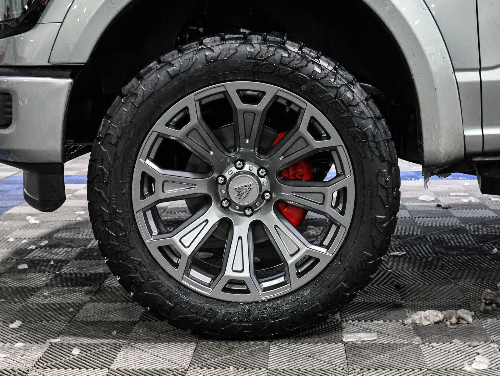 2025 Ford F-150 XLT - Photo 16