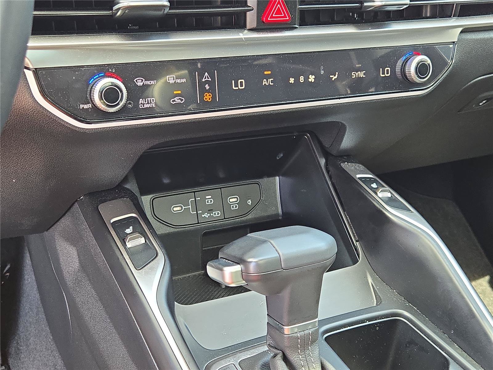 Certified Used 2025 Panthera Metal Kia X-Line EX image 30