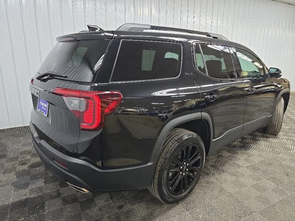 Used 2023 Ebony Twilight Metallic GMC SLE image 10