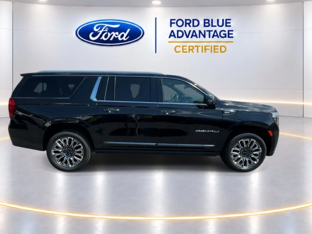 Certified Used 2023 Onyx Black GMC Denali Ultimate image 9