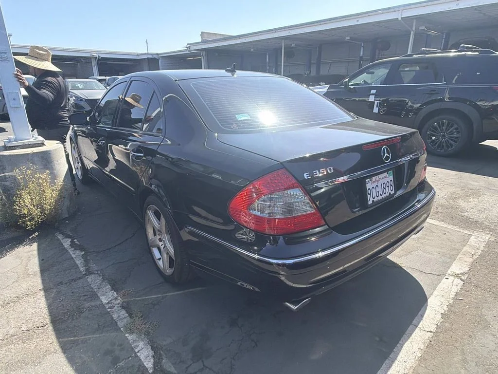Used 2009 Black Mercedes-Benz Sport 3.5L image 5