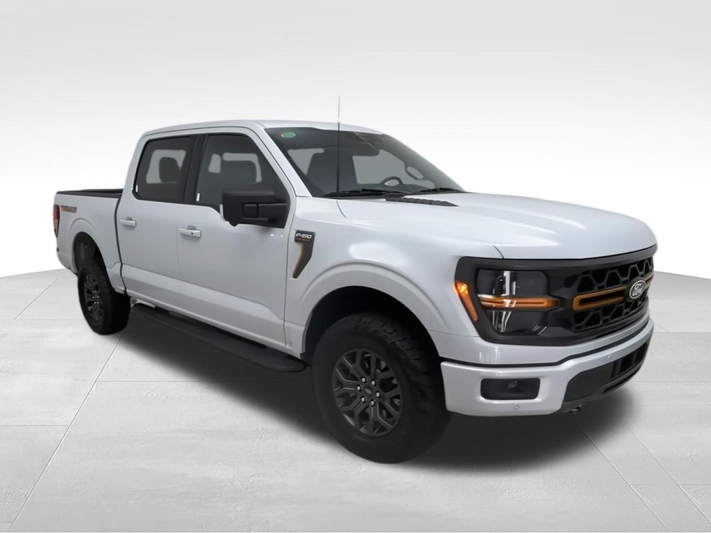 Used 2025 White Ford Tremor image 3