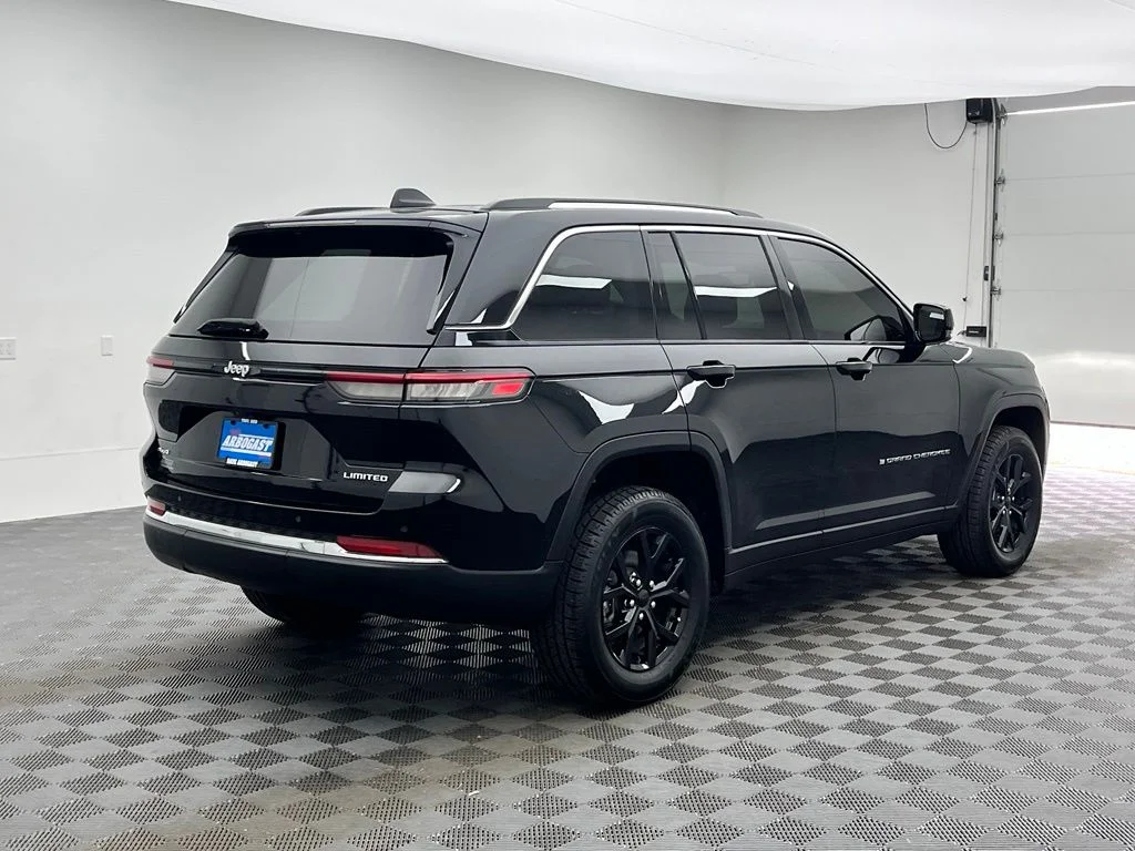 Used 2023 Black Jeep Limited image 8