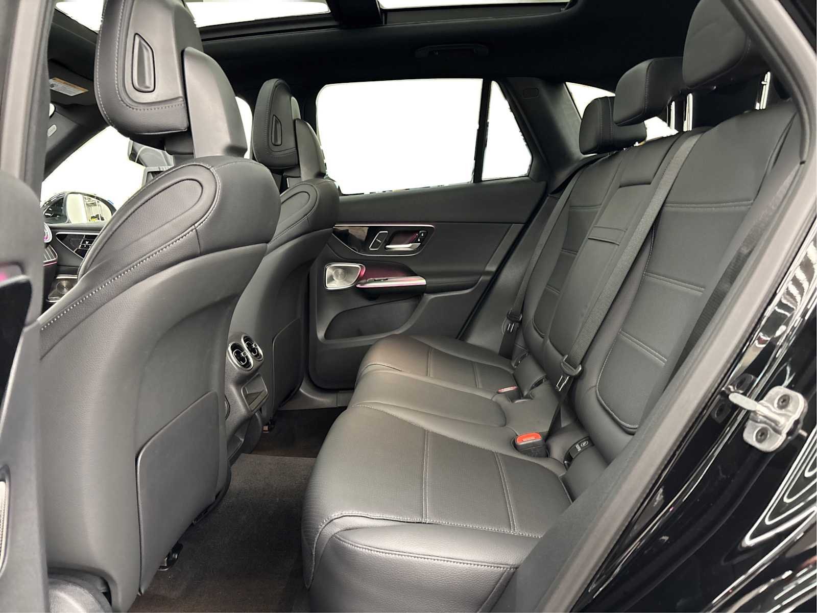 New 2026 Black Mercedes-Benz GLC 300 image 10