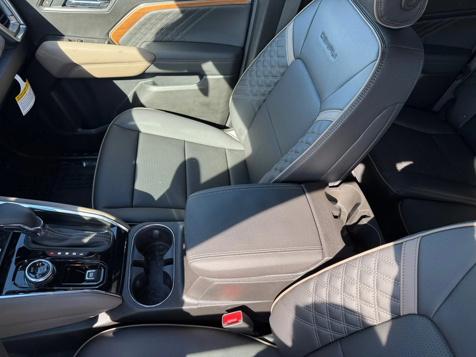 2026 GMC Canyon Denali - Photo 14