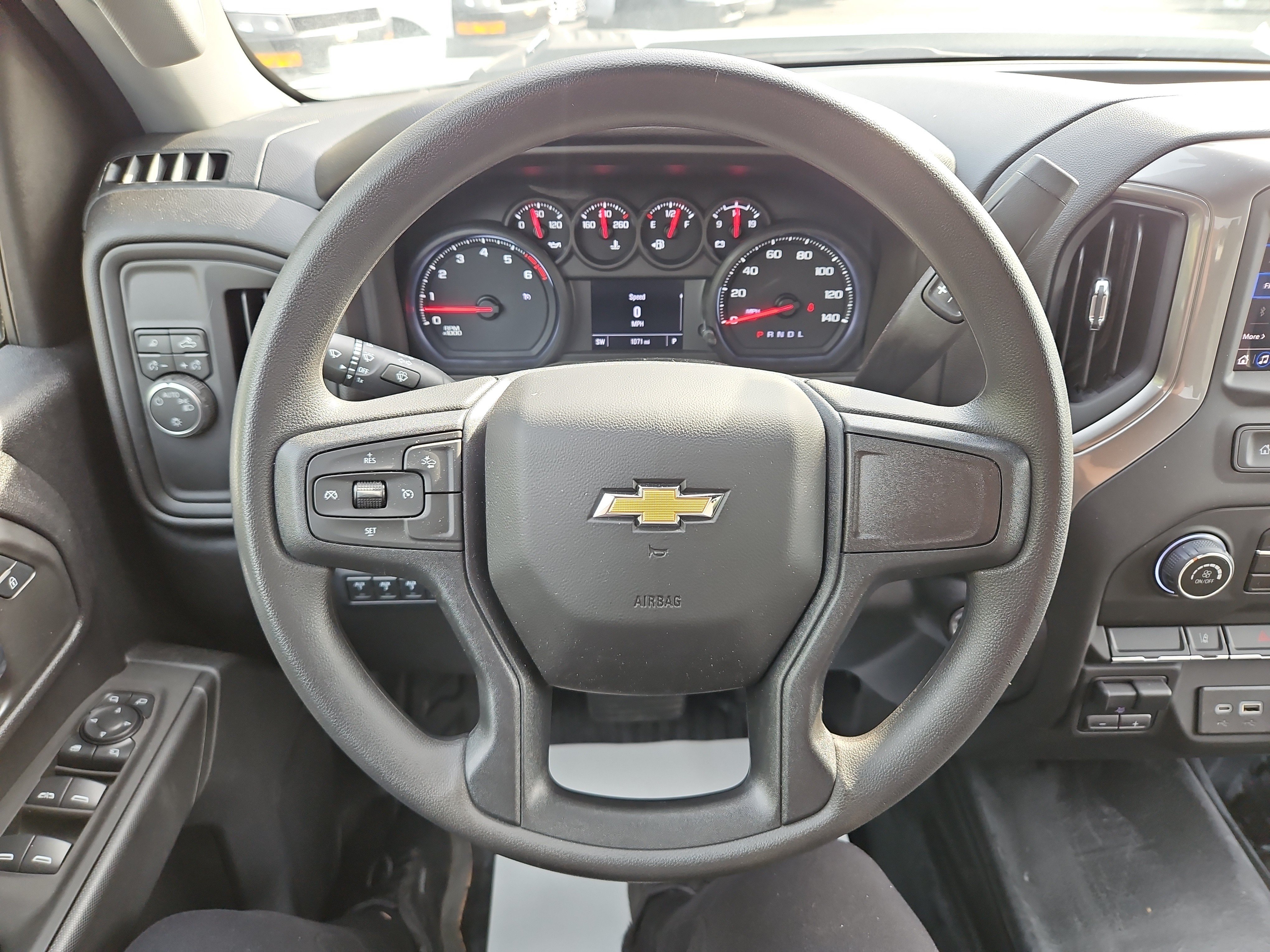 New 2025 Summit White Chevrolet WT image 14