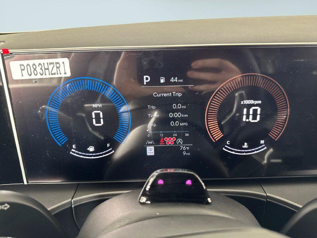 New 2027 Gray Hyundai SEL AWD image 18