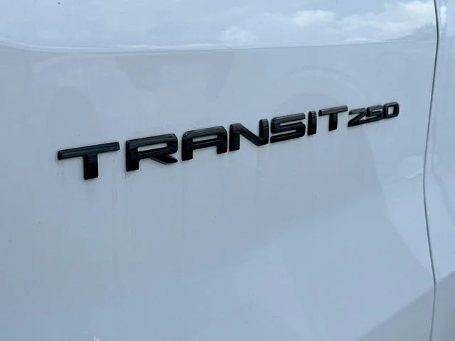 New 2026 Oxford White Ford Base image 17