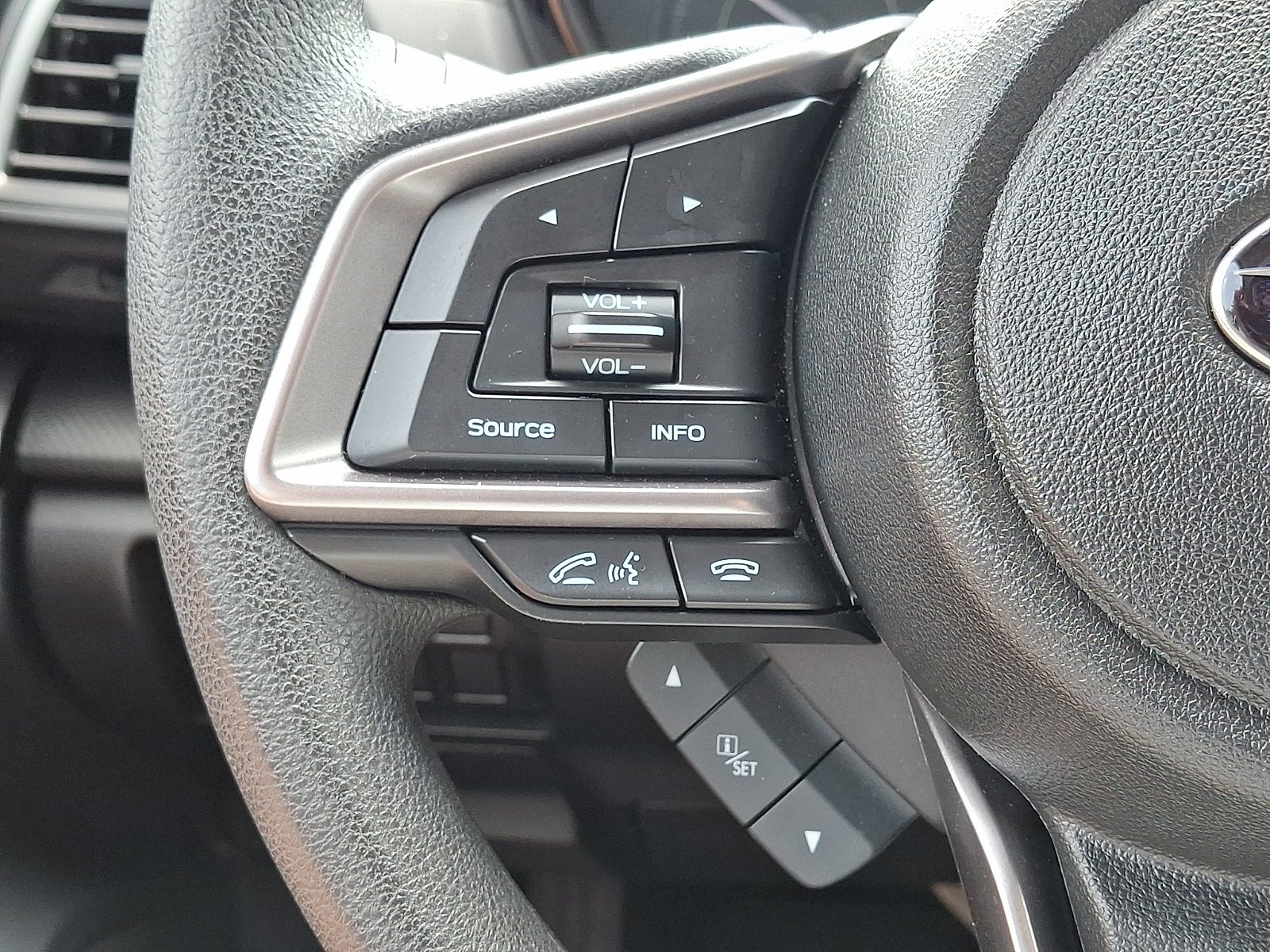 Used 2023 Ice Silver Metallic Subaru Premium image 21