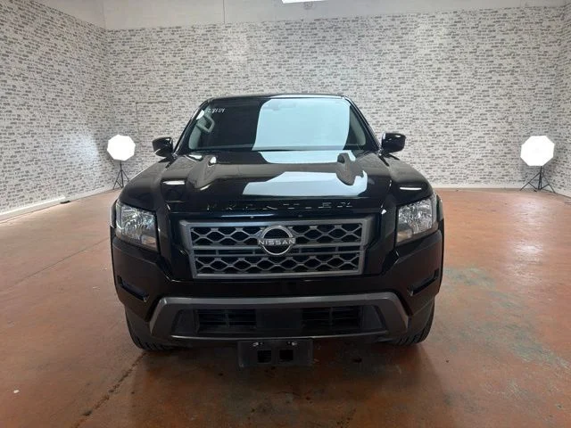 Used 2022 Black Nissan SV image 2