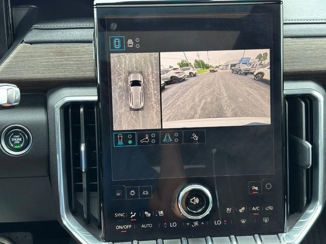 2024 GMC Acadia Denali - Photo 23