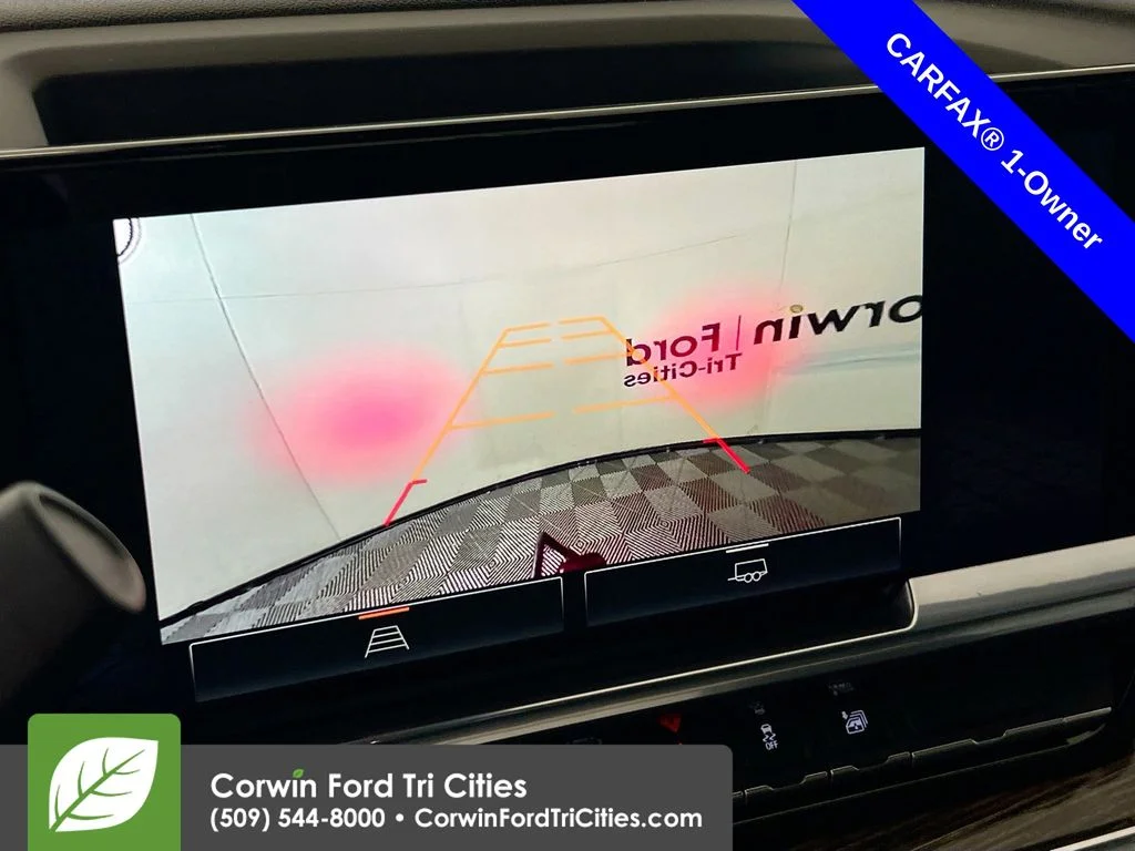 Used 2024 Summit White GMC SLE image 20