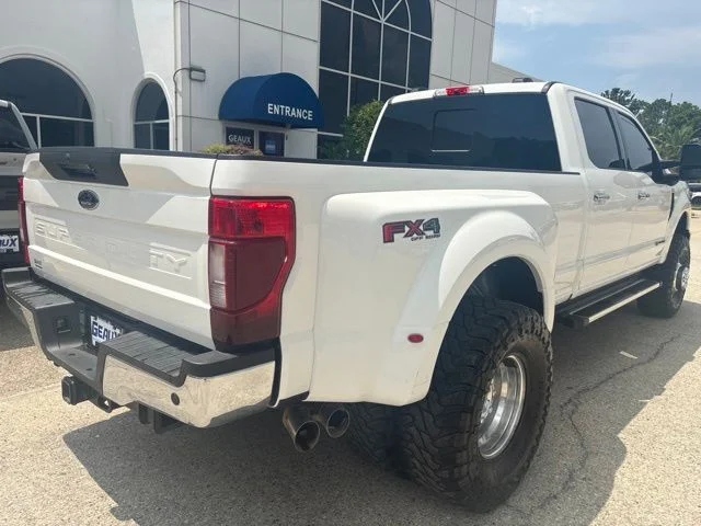 Certified Used 2022 White Ford Lariat image 4