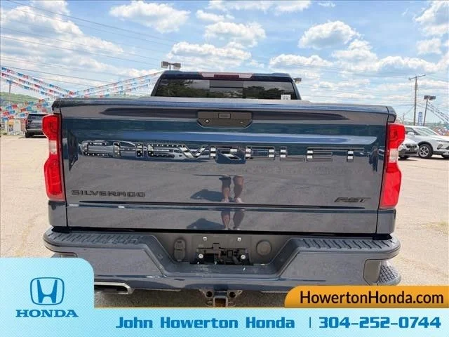 Used 2020 Blue Chevrolet RST image 5