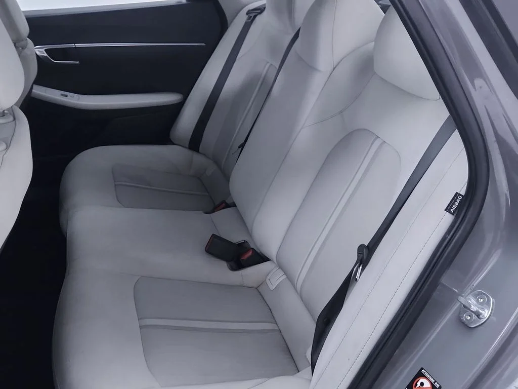 Used 2023 Gray Hyundai SEL image 22