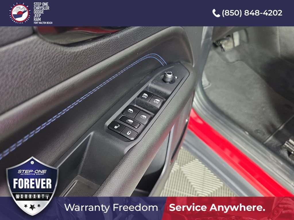 Used 2025 Red Jeep Latitude image 17