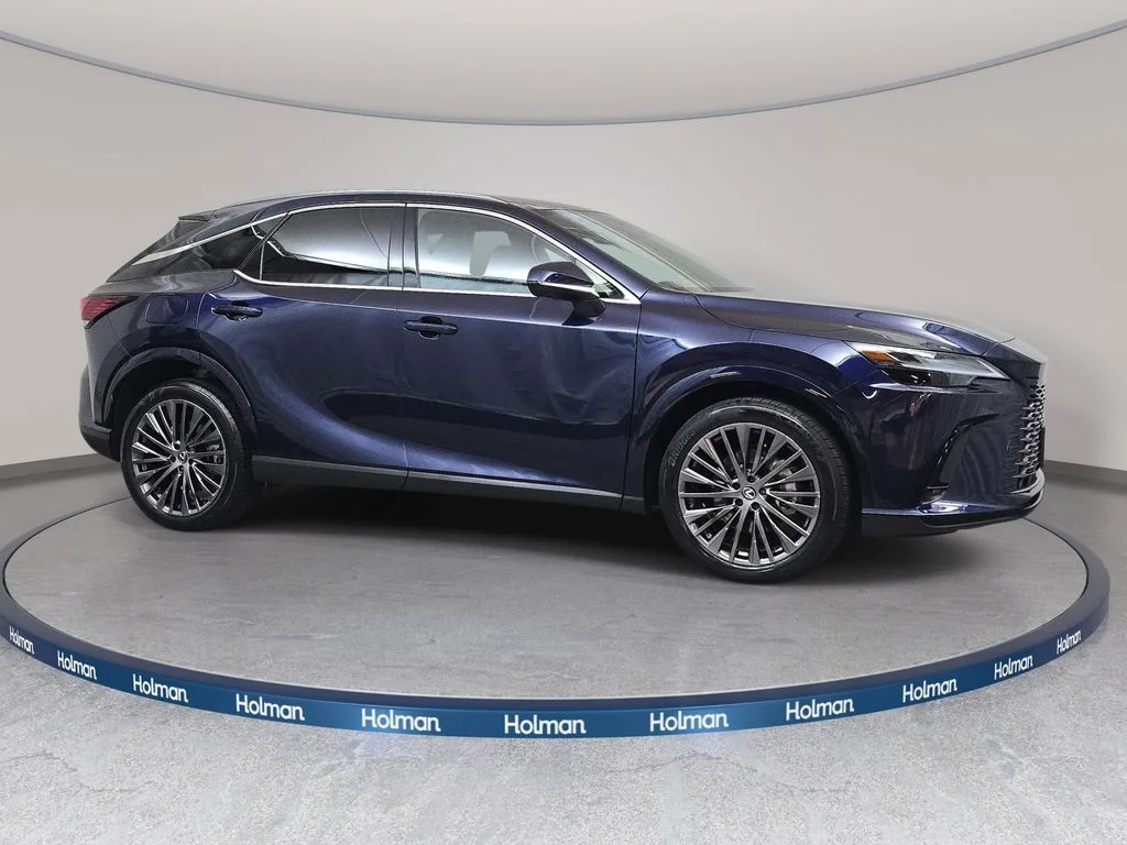 Certified Used 2025  Lexus 450h+ Luxury image 3