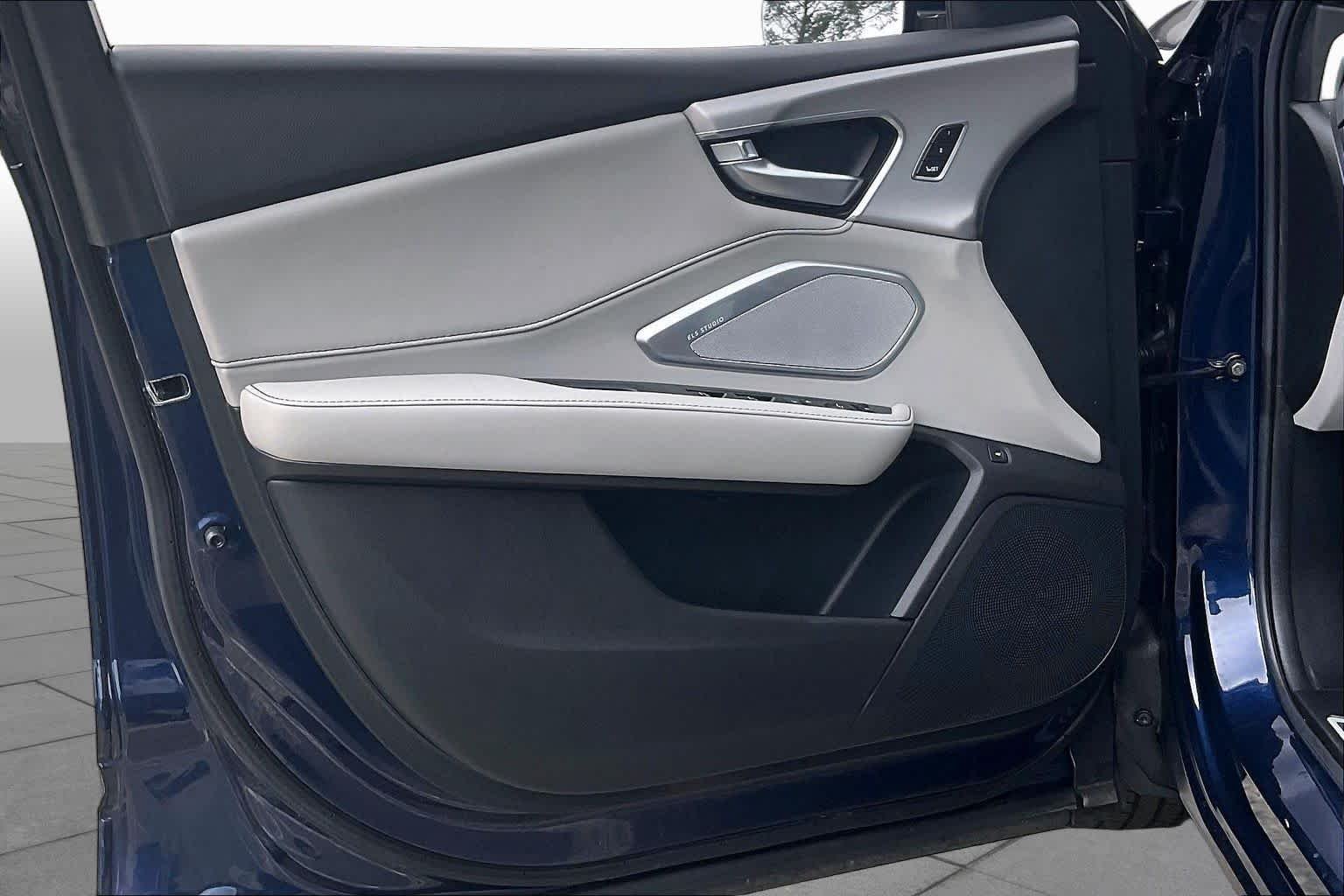 Used 2024 Fathom Blue Pearl Acura w/Technology Package image 21