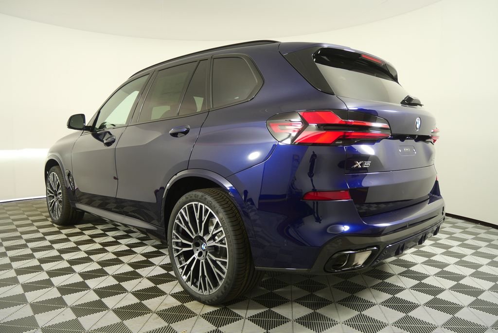 Used 2026 Tanzanite Blue II Metallic BMW sDrive40i image 5