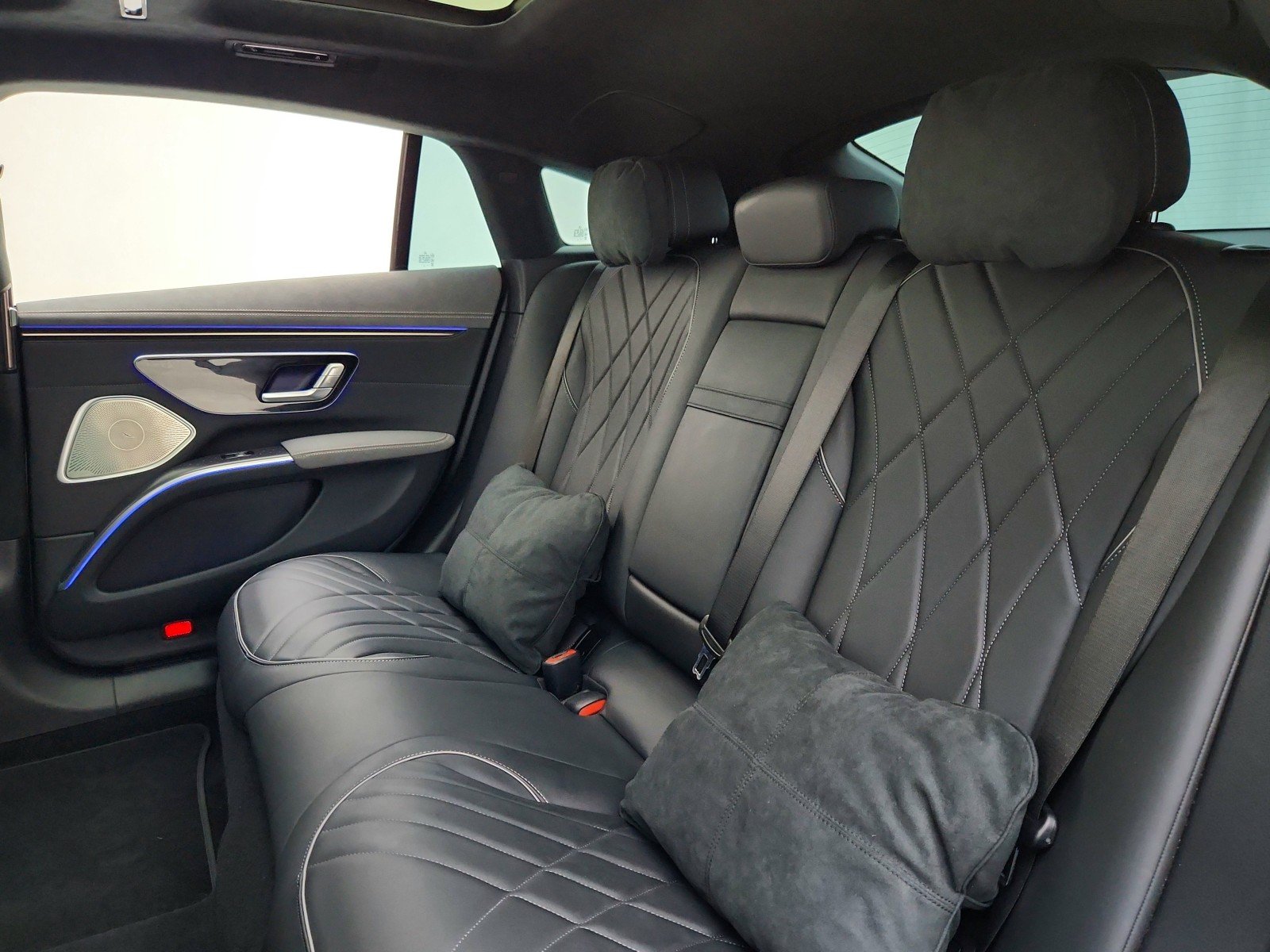 Certified Used 2022 MANUFAKTUR Selenite Grey Magno Mercedes-Benz EQS 450+ image 21