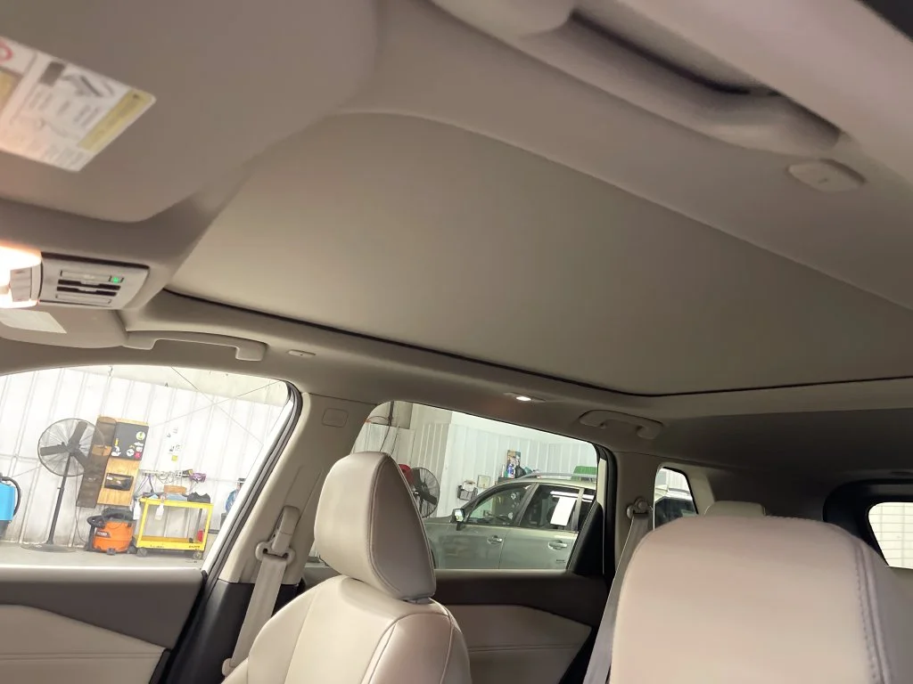 Used 2023 White Nissan SL image 15