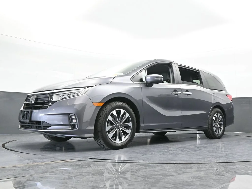 Used 2024 Gray / Black Honda EX-L image 62