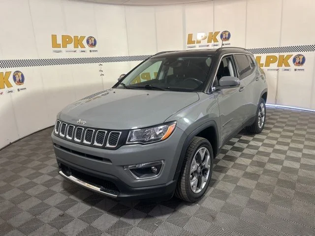 Used 2021 Sting-Gray Clearcoat Jeep Limited image 7