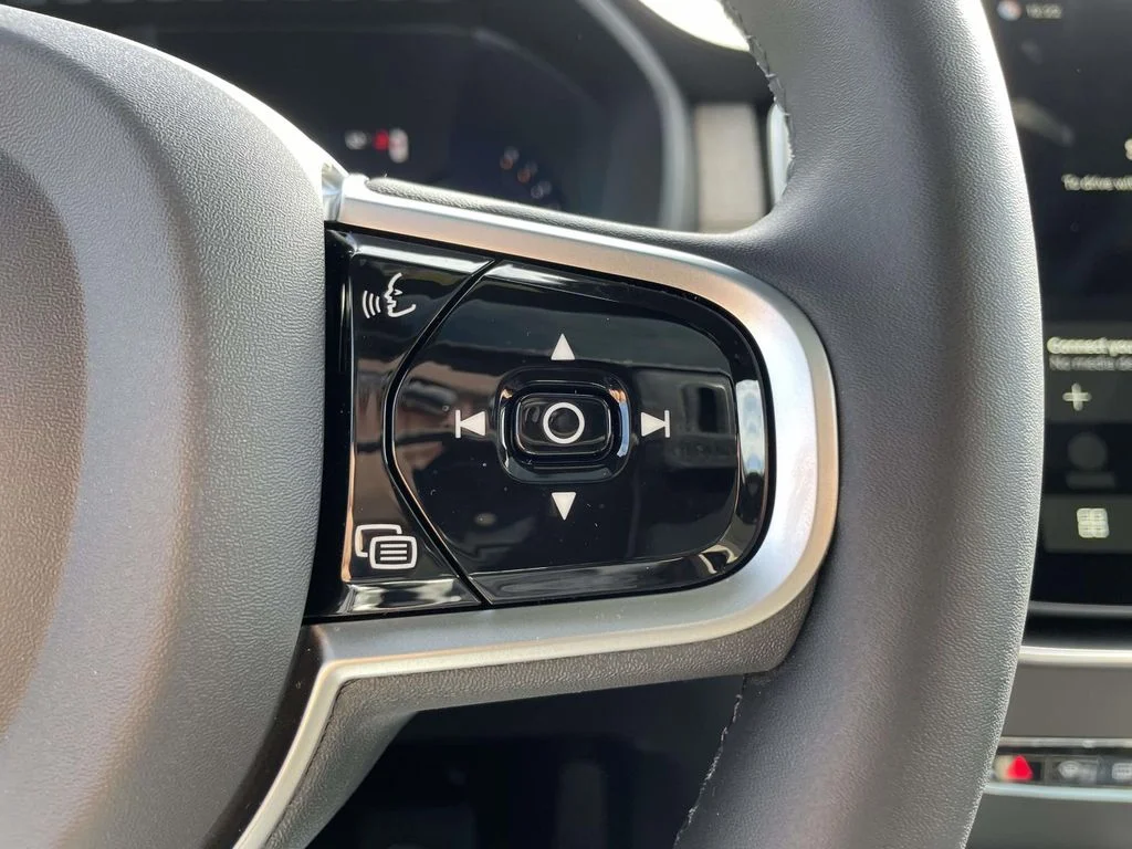 New 2026 Crystal White Volvo Plus image 14