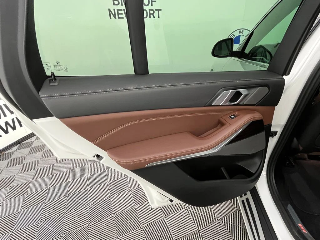 2025 BMW X5 40i - Photo 25