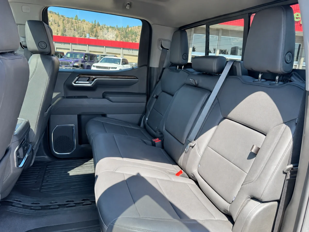 Used 2026 Black GMC Elevation image 18