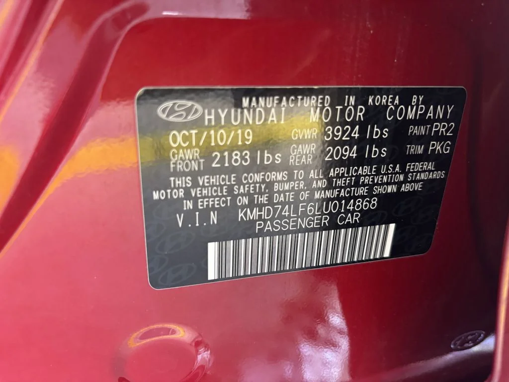 Used 2020 Red Hyundai SE image 53