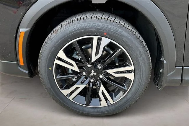 2026 Mitsubishi Eclipse Cross SE - Photo 13