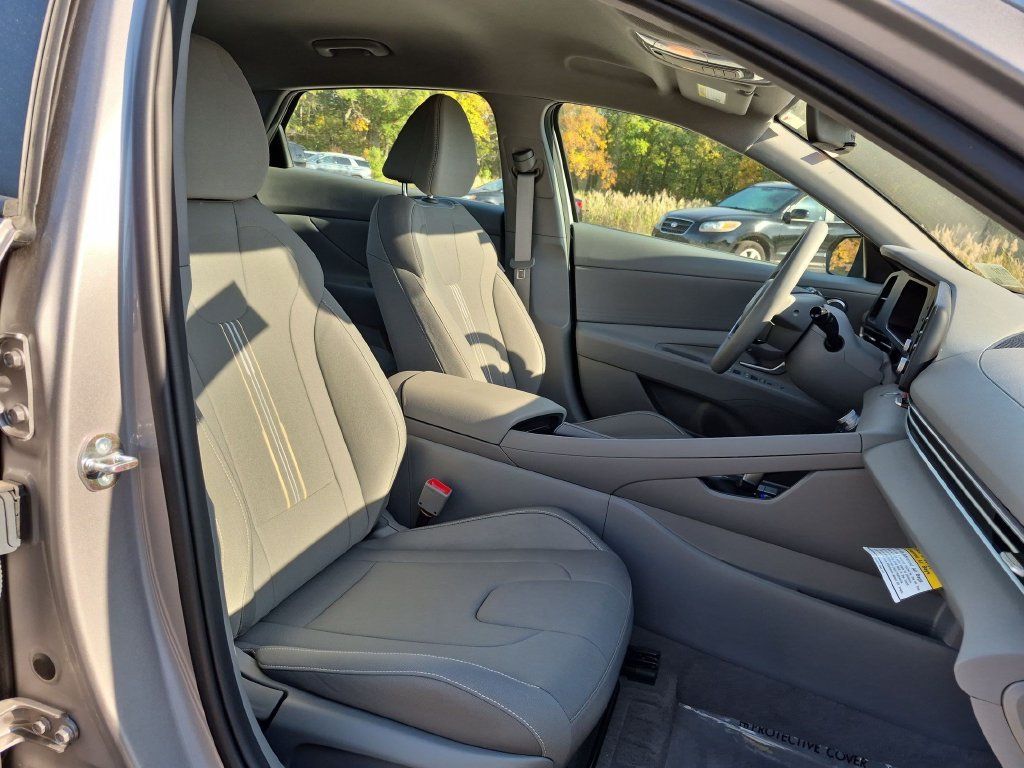 Certified Used 2026 Silver Hyundai Blue image 28