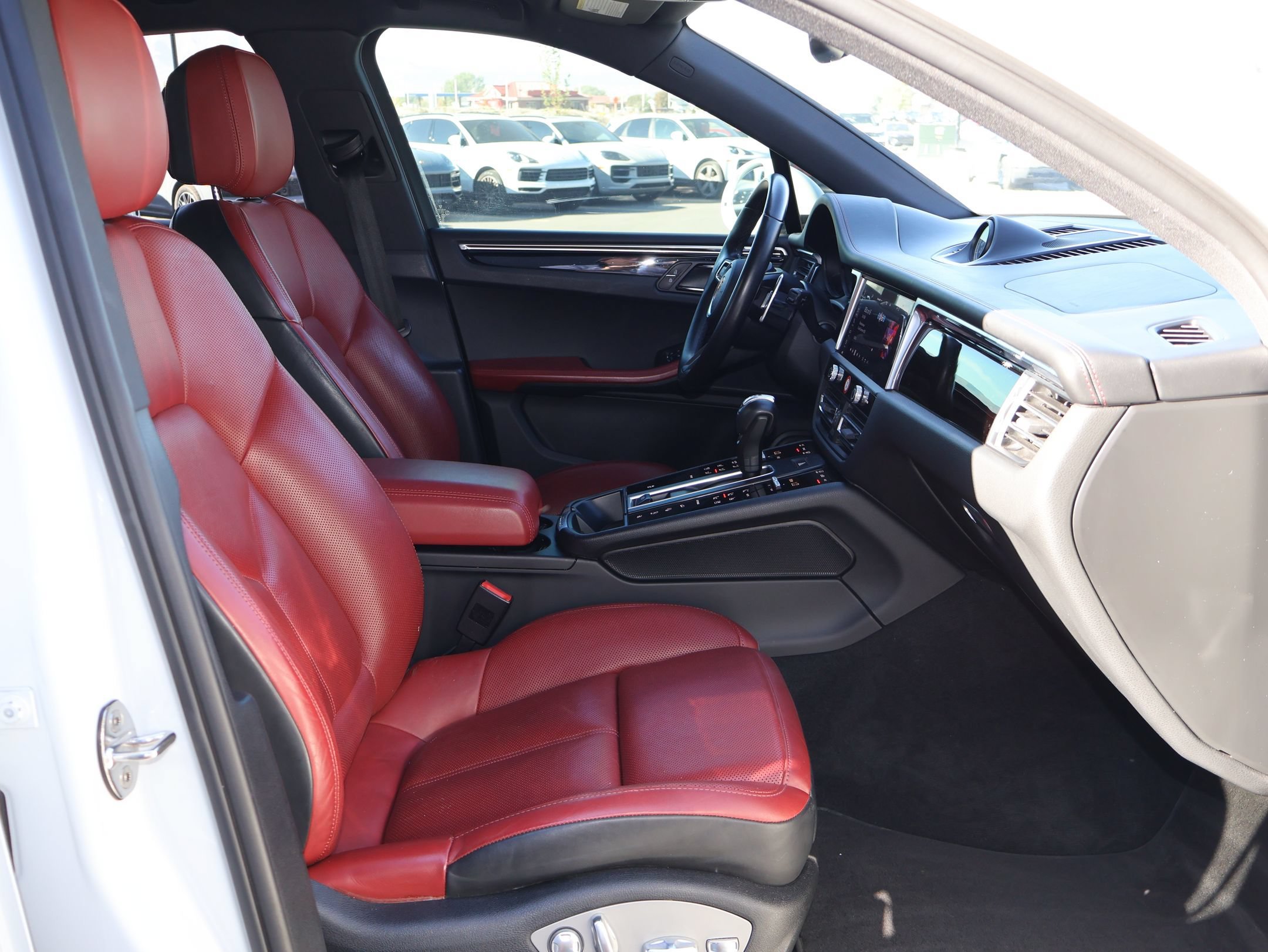 Certified Used 2023 White Porsche  image 31
