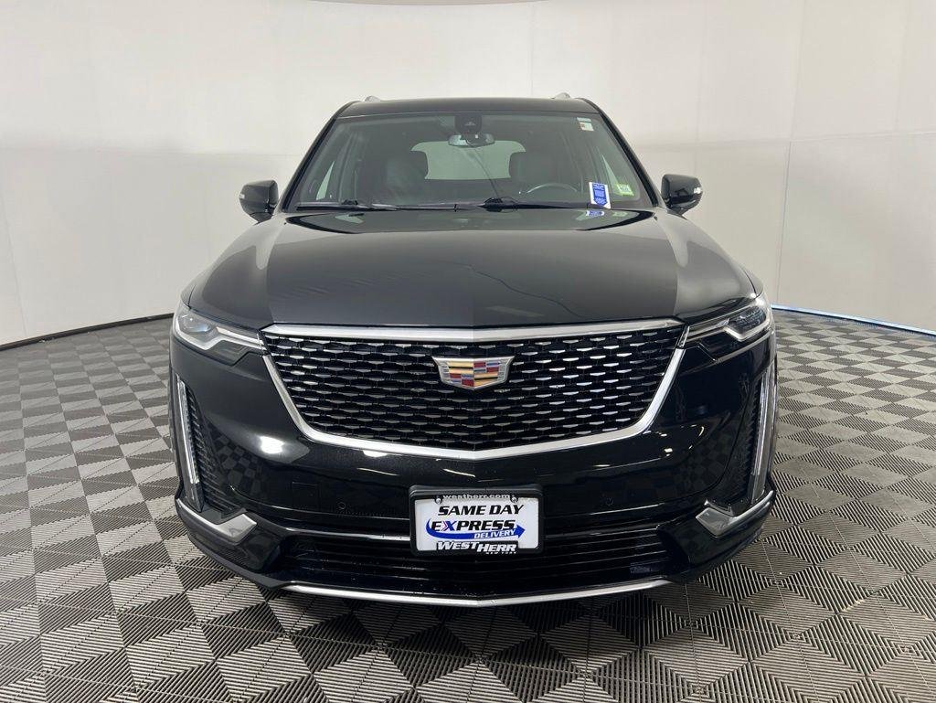 Used 2023 Black Metallic Cadillac Premium Luxury image 34