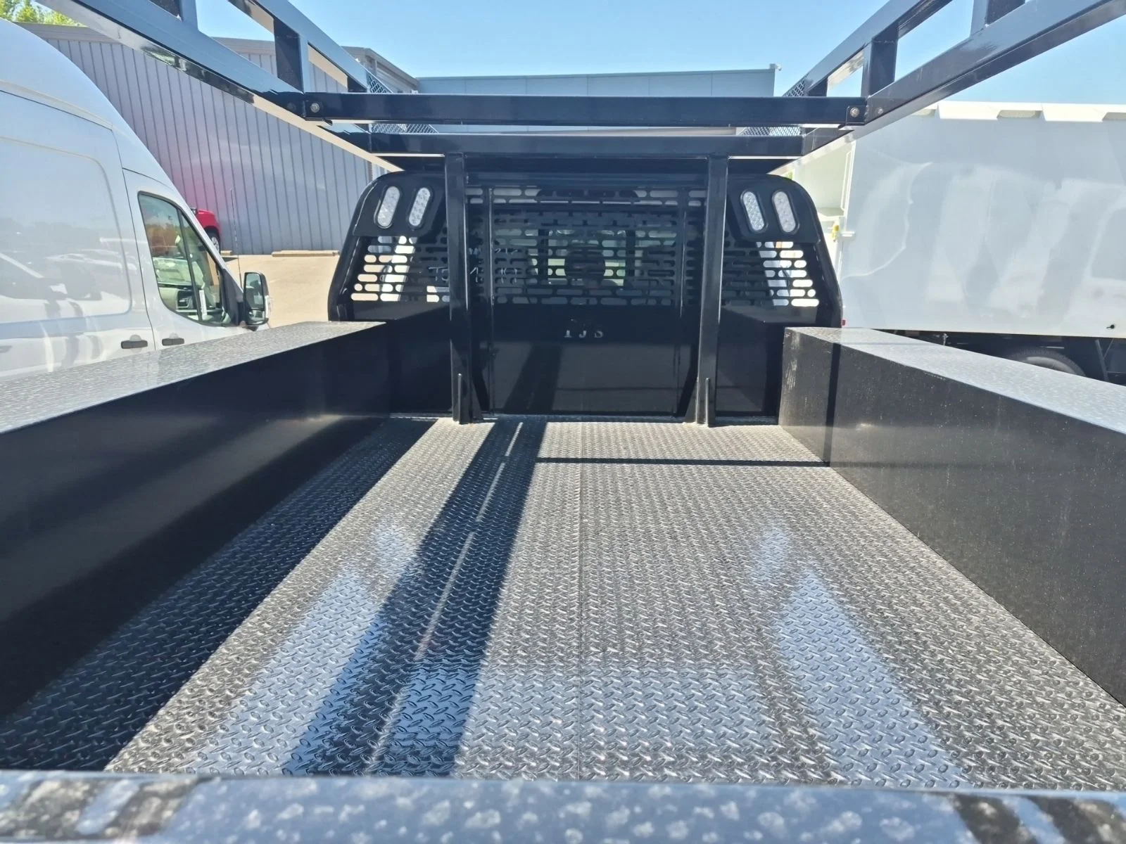New 2026 Oxford White Ford XL CONCRETE image 5