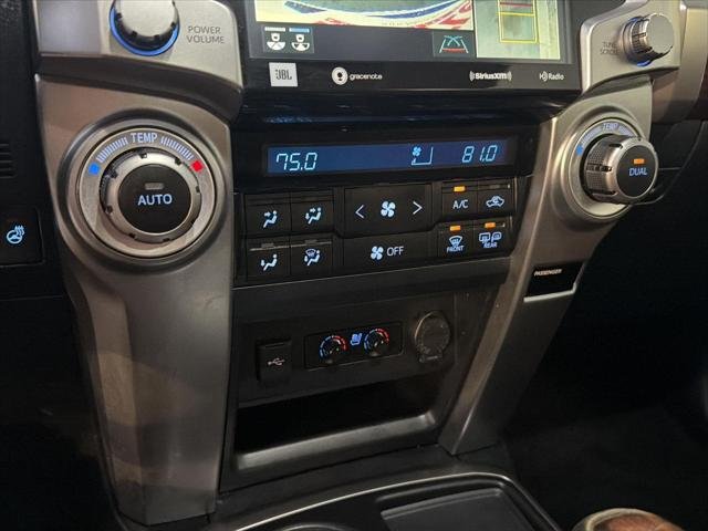 Certified Used 2023 BLIZZARD PEARL Toyota  image 29