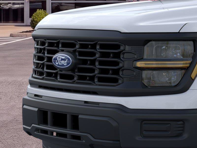 New 2026 Oxford White Ford XL image 17