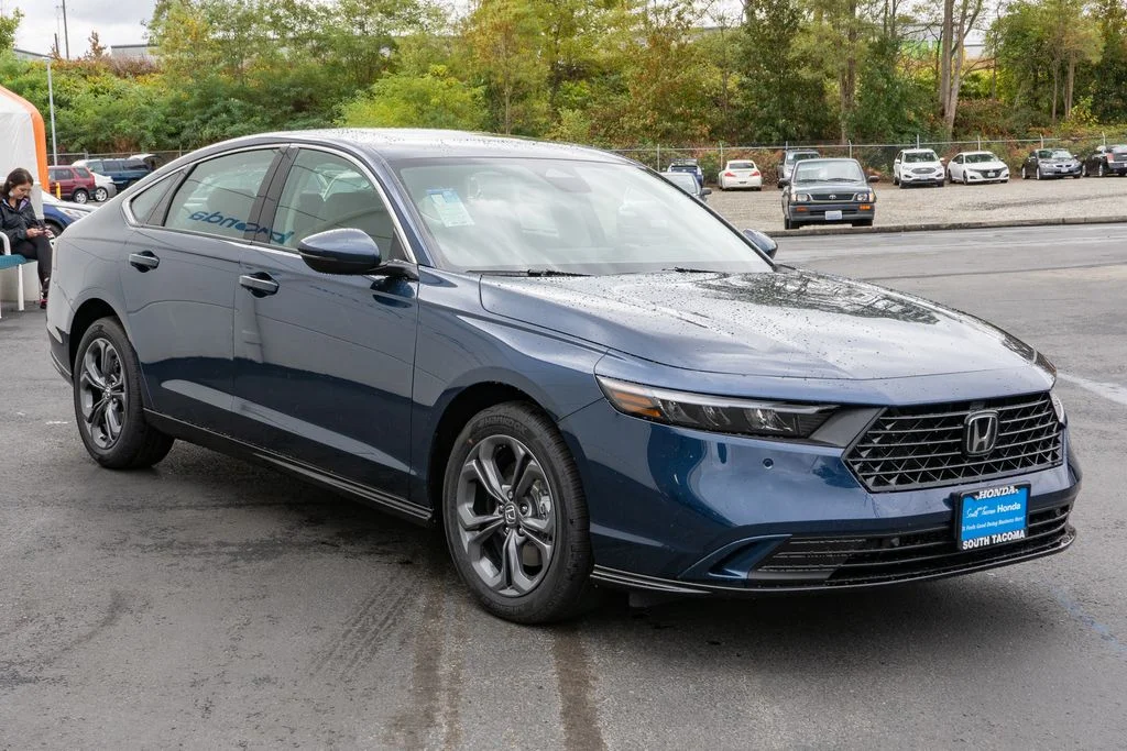 New 2026 Canyon River Blue Metallic Honda EX-L image 4